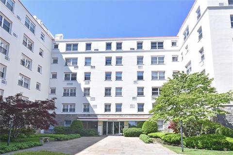 2 Stoneleigh Plz #1P, Bronxville, NY 10708