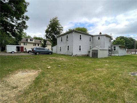 862 South St, Highland, NY 12528
