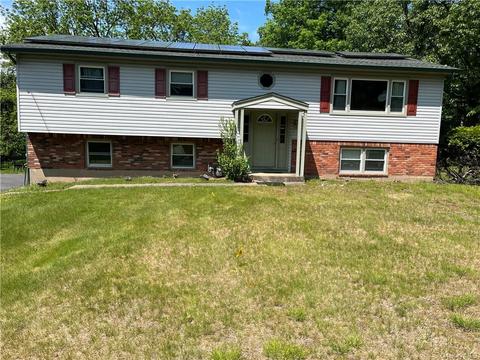 37 Grandview Ave, Ramapo, NY 10977
