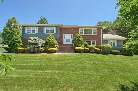 2 Winthrop Dr, Rye, NY 10573