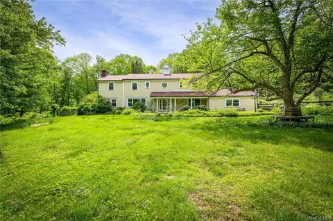 399 Hawley Rd, North Salem, NY 10560
