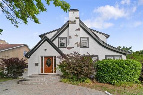 24 N Evarts Ave, Greenburgh, NY 10523