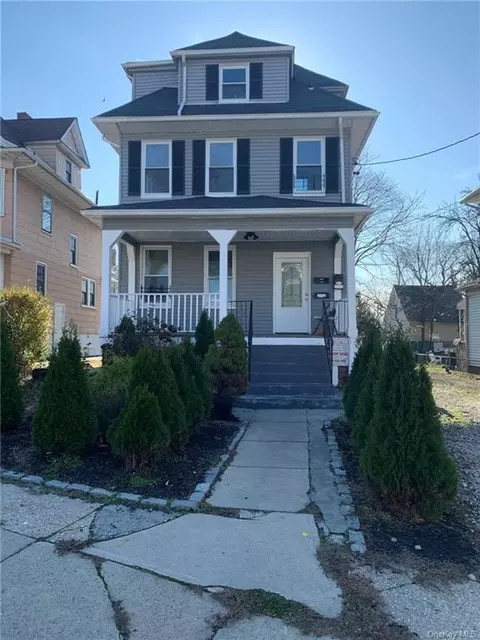 72 Chauncey Ave, New Rochelle, NY 10801
