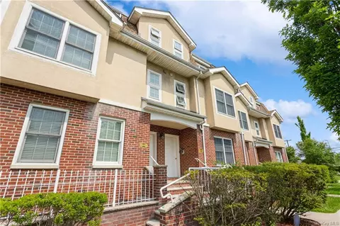 5 Patricia Ln #103, Bronx, NY 10465