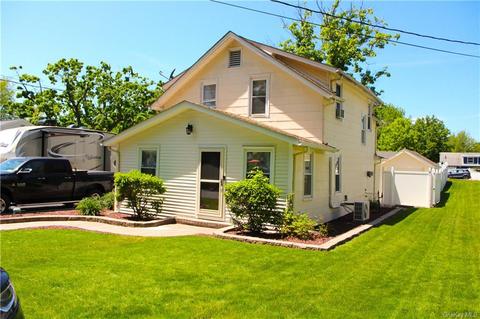 144 Rockwell Ave, Wallkill, NY 10940