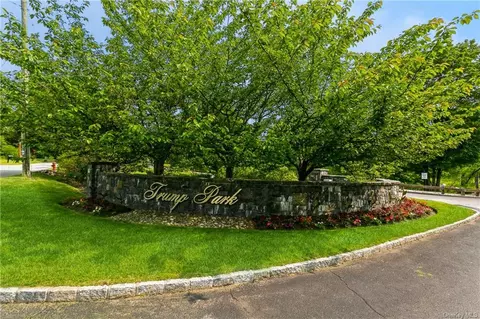 113 Trump Park, Yorktown, NY 10588