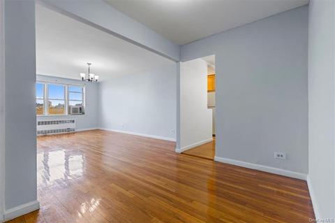 4295 Webster Ave #5F, Bronx, NY 10470