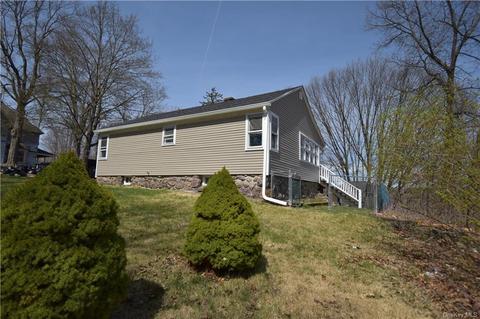 6 Bride Hill Rd, Woodbury Town, NY 10917