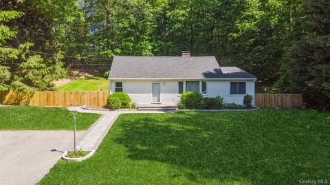 1528 Sylvan Rd, Yorktown, NY 10547
