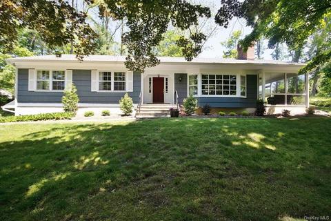 50 Crow Hill Rd, New Castle, NY 10549