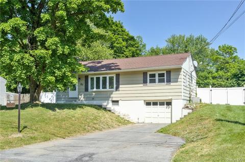 37 Westwood Dr, Newburgh, NY 12550