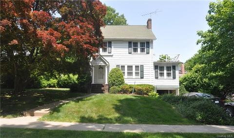 16 Cleveland Dr, Cortlandt, NY 10520