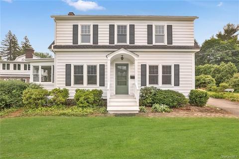 35 Academy St, Mount Pleasant, NY 10570