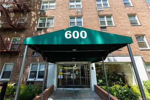 600 Locust St #5A, Mount Vernon, NY 10552