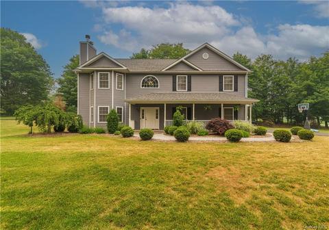6 Rachel Dr, Chester, NY 10918