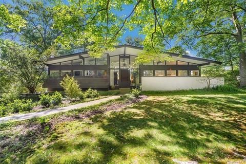 424 N Ridge St, Rye, NY 10573