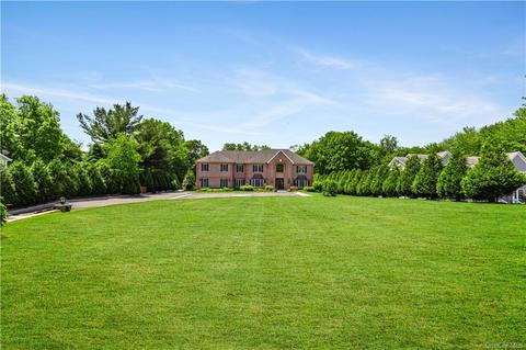 27 Buckout Rd, Harrison, NY 10604