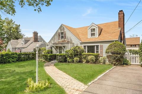 22 Wardman St, White Plains, NY 10603