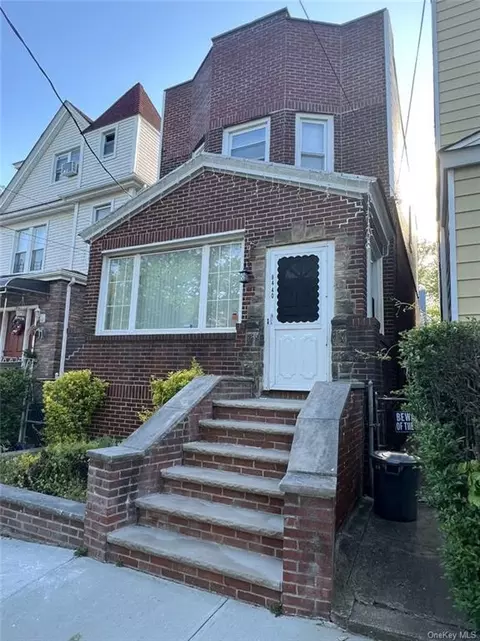 84-40 89th St #HOUSE, Woodhaven, NY 11421