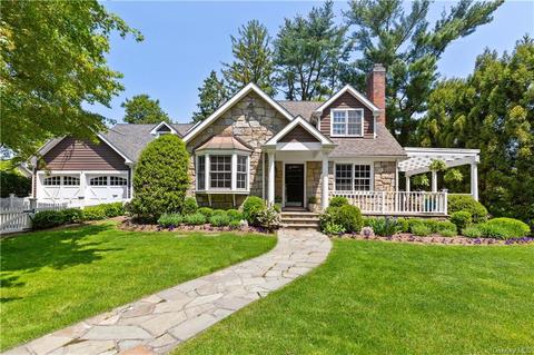 11 Halls Ln, Rye, NY 10580