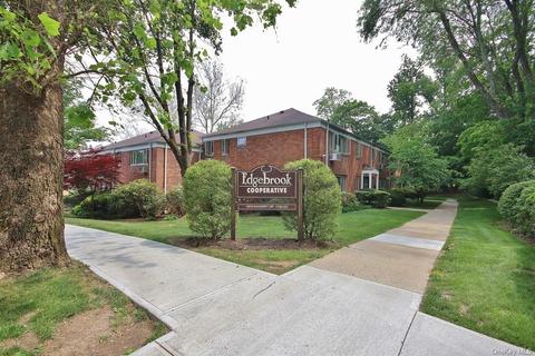 42 Lawrence Dr #B, White Plains, NY 10603