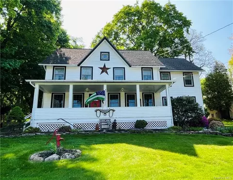 73 Cragmere Rd, Ramapo, NY 10901