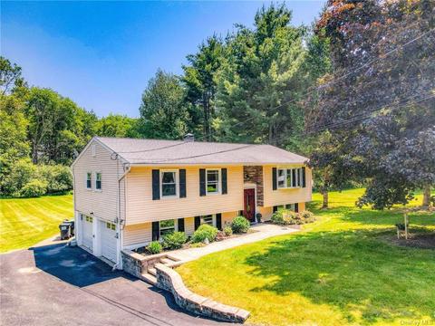 7 Keith Pl, Hamptonburgh, NY 10916