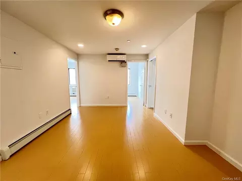 43-20 Union St #5B, Flushing, NY 11355