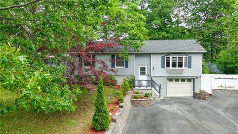 41 Delaware Dr, Deerpark, NY 12780