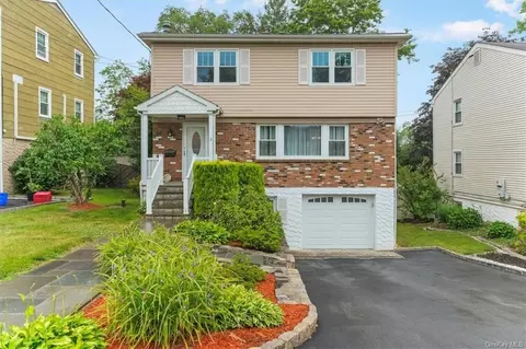 3 Van Cortlandt Pl, Cortlandt, NY 10520