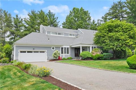 6 Charlotte Ct, Briarcliff Manor, NY 10510