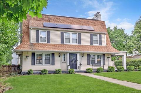 25 Laurel Pl, New Rochelle, NY 10801