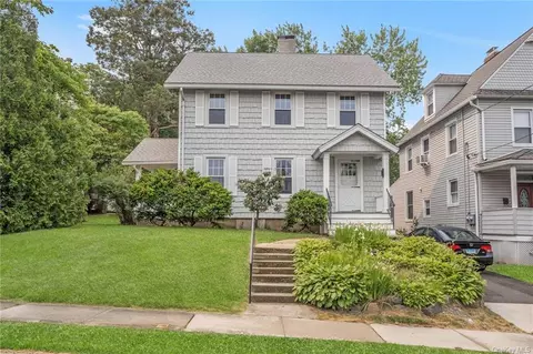 119 Trenton Ave, White Plains, NY 10606