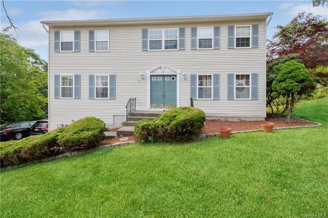 2 Ewald Pl, Stony Point, NY 10980