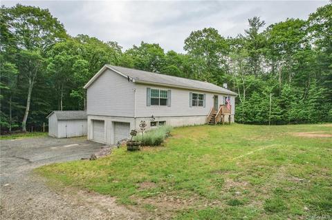 1386 County Route 56, Fallsburg, NY 12763