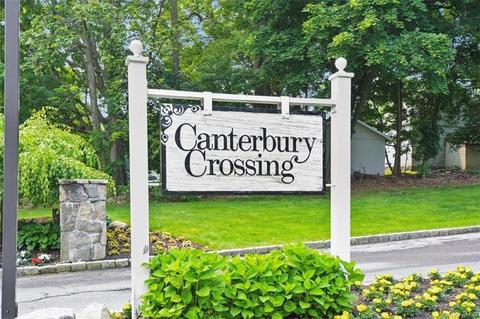 41 Yorkshire Ln, Yorktown, NY 10598