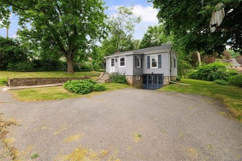 18 Katonah Rd, Kent, NY 10512