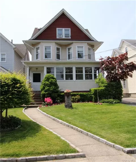 143 Woodland Ave, New Rochelle, NY 10805