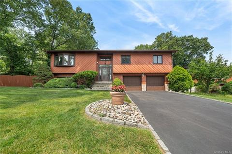 24 E Cortwood Rd, Orangetown, NY 10962