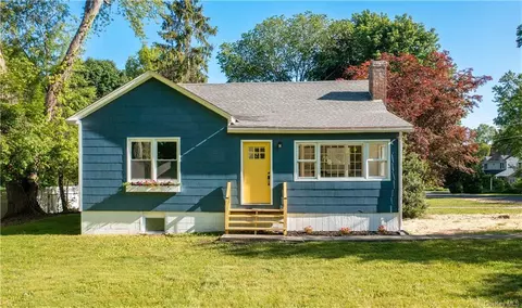 1 Westmount Ave, Pawling, NY 12564