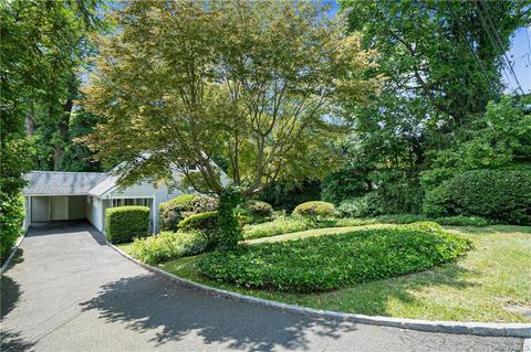 9 Maple Ct, Rye, NY 10573