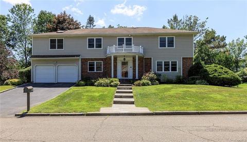 36 Country Ridge Rd, Scarsdale, NY 10583