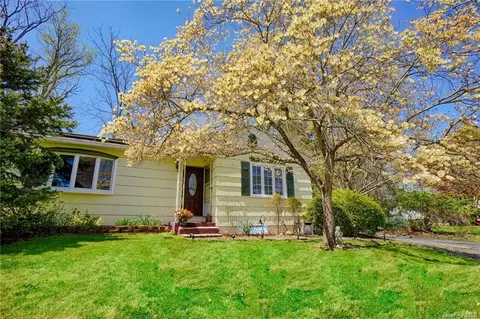 1977 Crompond Rd, Cortlandt, NY 10567