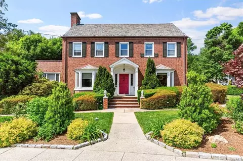 17 Plymouth Ave, Yonkers, NY 10710