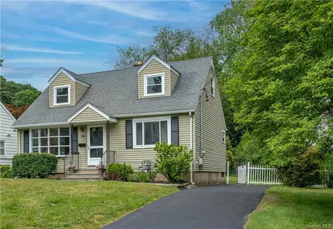 54 Blanchard Ave, Greenburgh, NY 10522