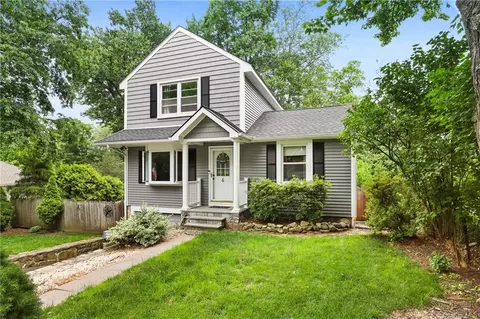 6 Jerome Dr, Patterson, NY 12563