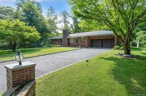 23 Old Jackson Ave, Greenburgh, NY 10706