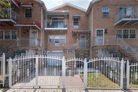 2714 Sexton Pl, Bronx, NY 10469