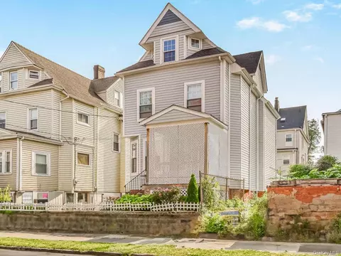 218 Union Ave, Mount Vernon, NY 10550