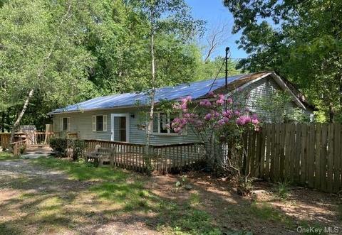 116-120 Fair Oaks Rd, Wallkill, NY 10940